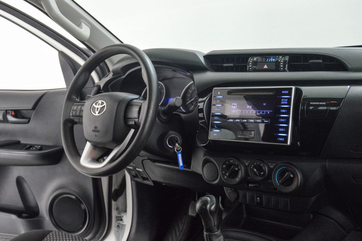 toyota-hilux-2018-diesel-2393cc