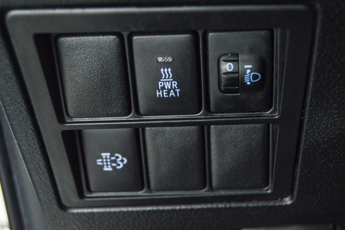 toyota-hilux-2018-diesel-2393cc