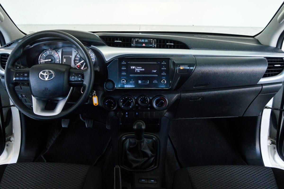 toyota-hilux-2023-diesel-2393cc