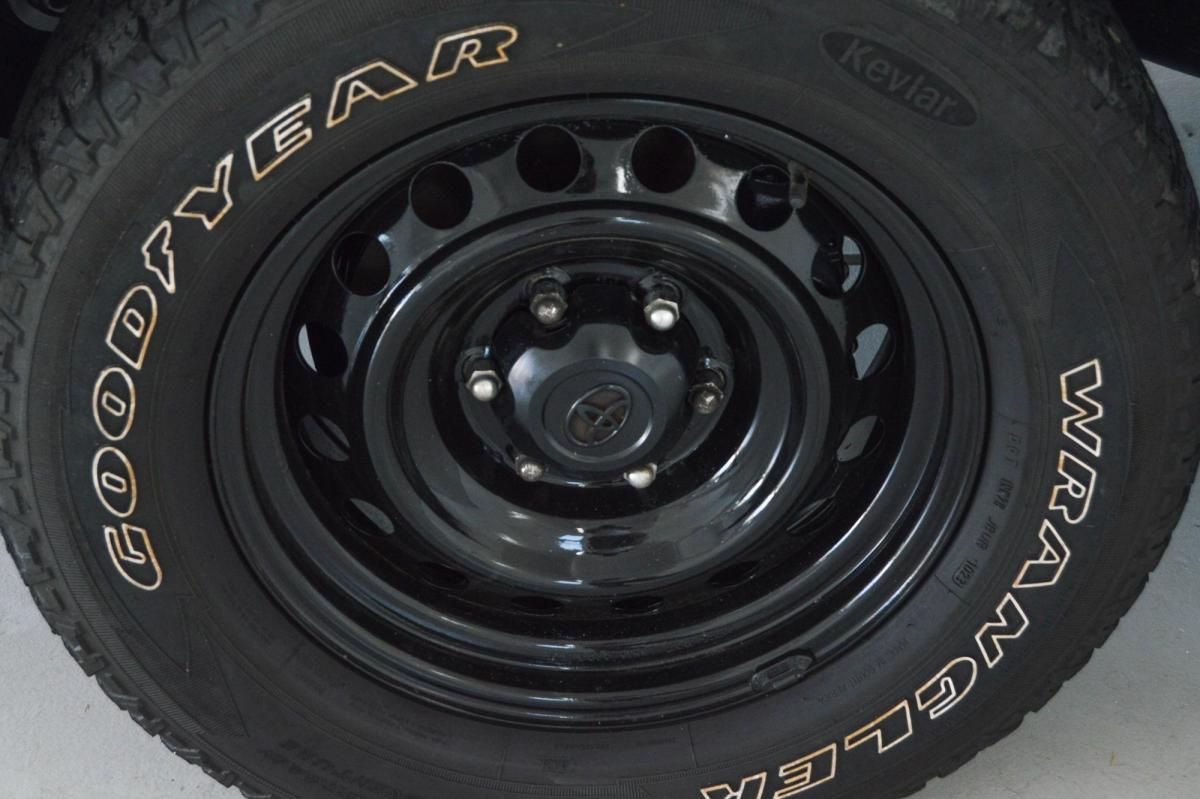 toyota-hilux-2023-diesel-2393cc