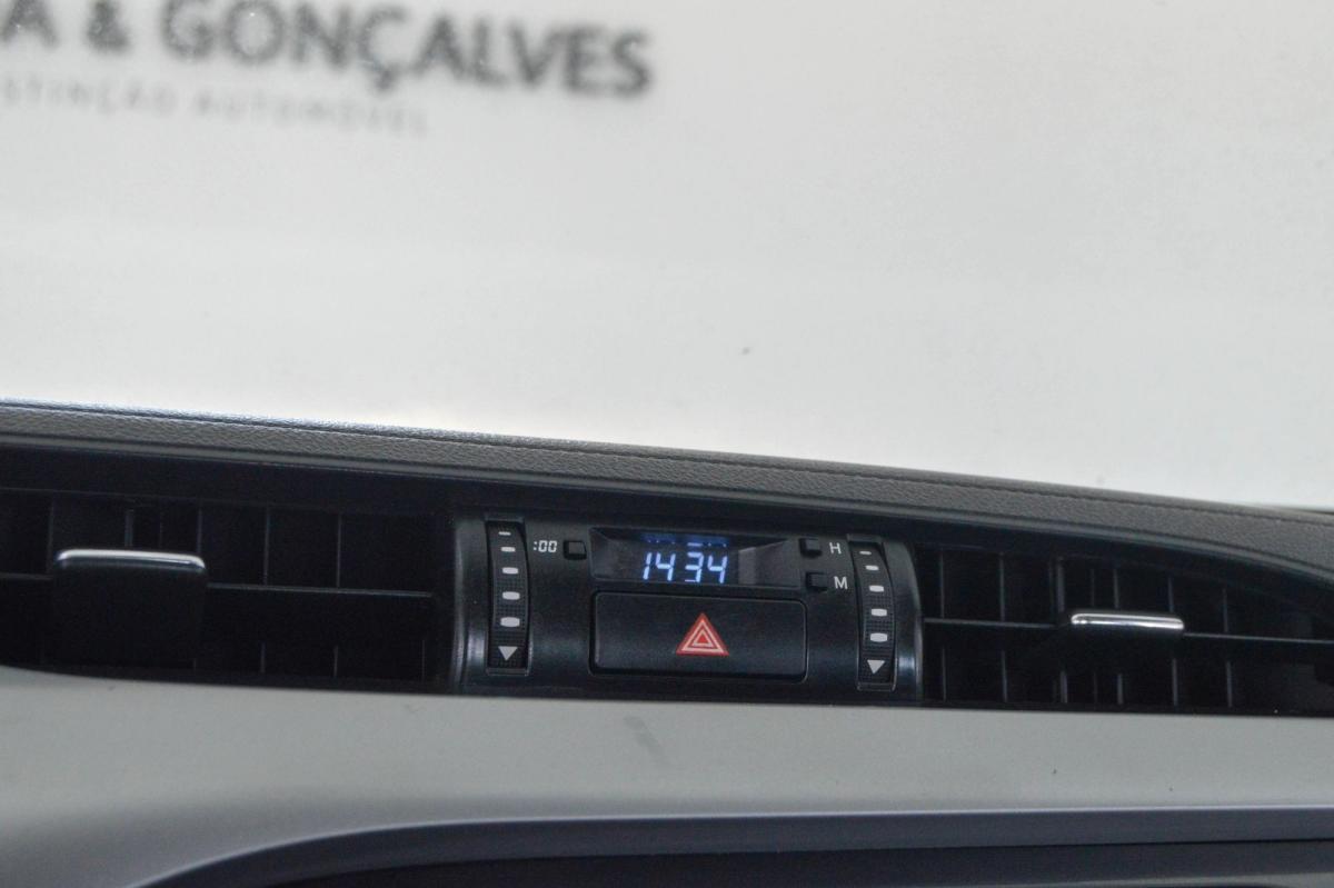 toyota-hilux-2023-diesel-2393cc