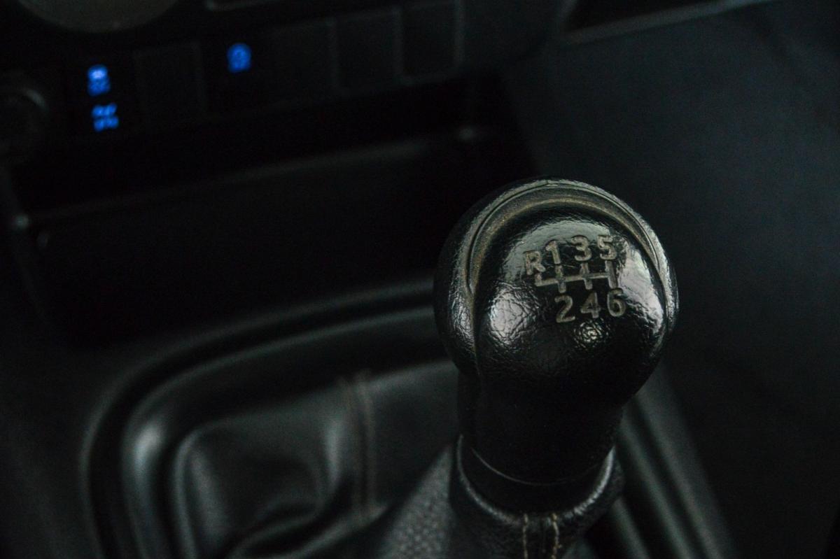 toyota-hilux-2023-diesel-2393cc