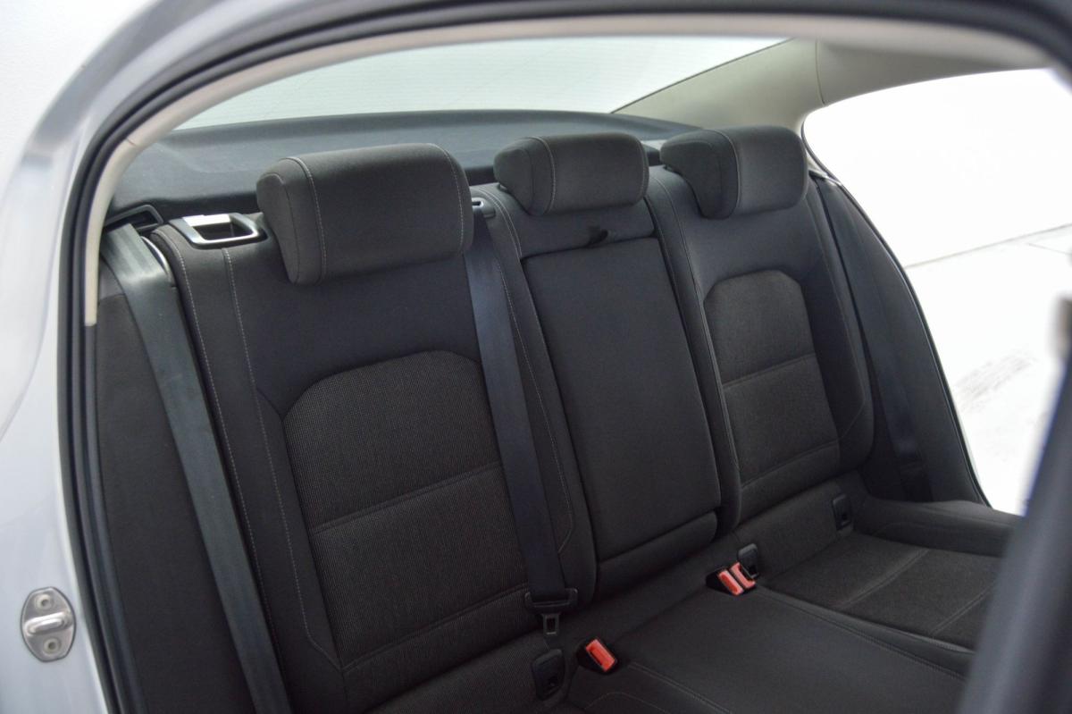 volkswagen-passat-2015-diesel-1598cc