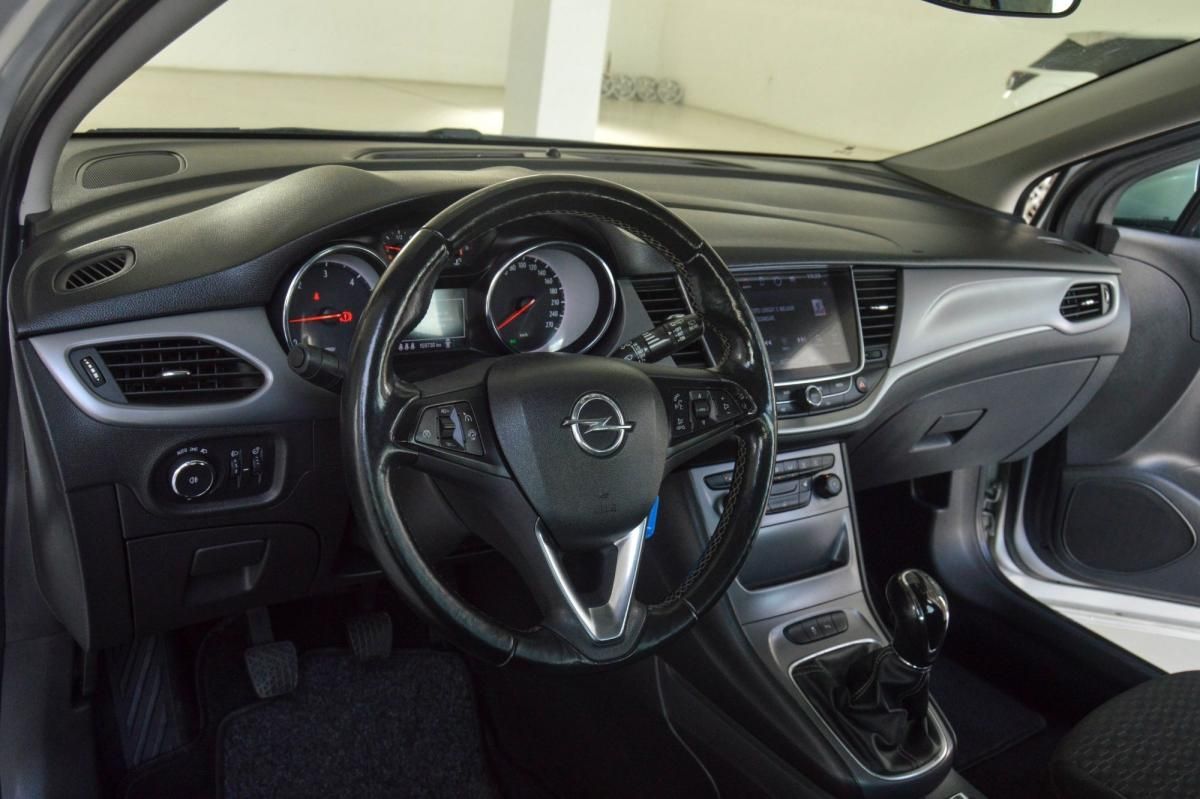 opel-astra-sport-tourer-2017-diesel-1598cc
