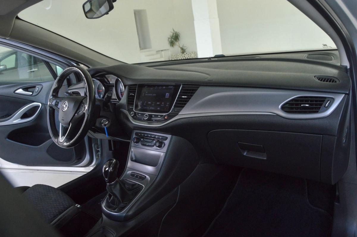 opel-astra-sport-tourer-2017-diesel-1598cc