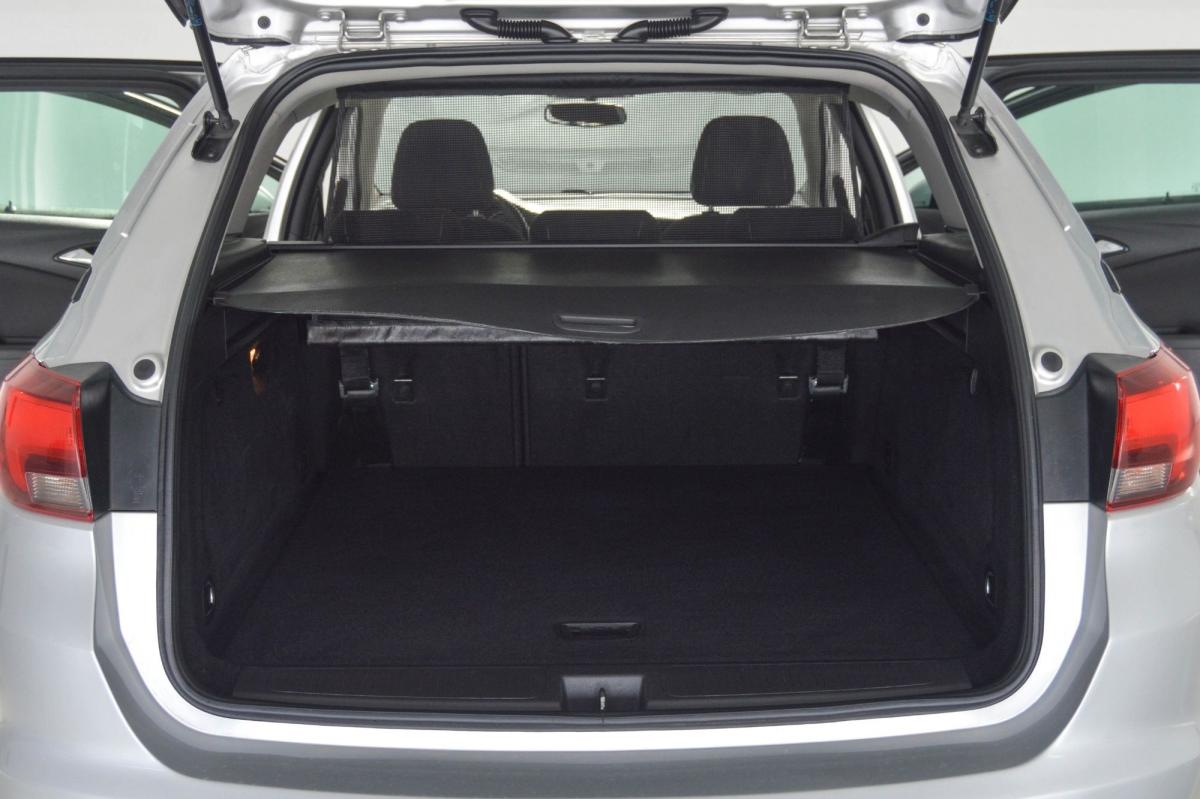 opel-astra-sport-tourer-2017-diesel-1598cc