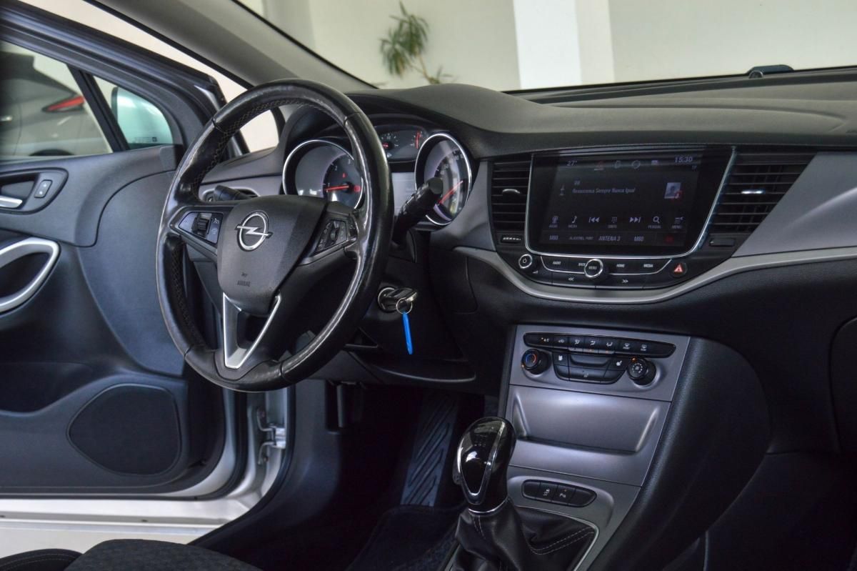 opel-astra-sport-tourer-2017-diesel-1598cc