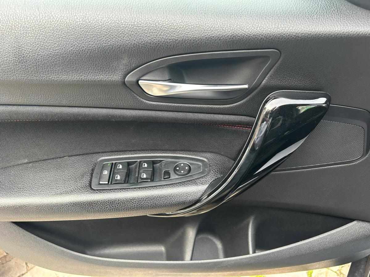 bmw-serie-1-116d-2015-diesel-1600cc