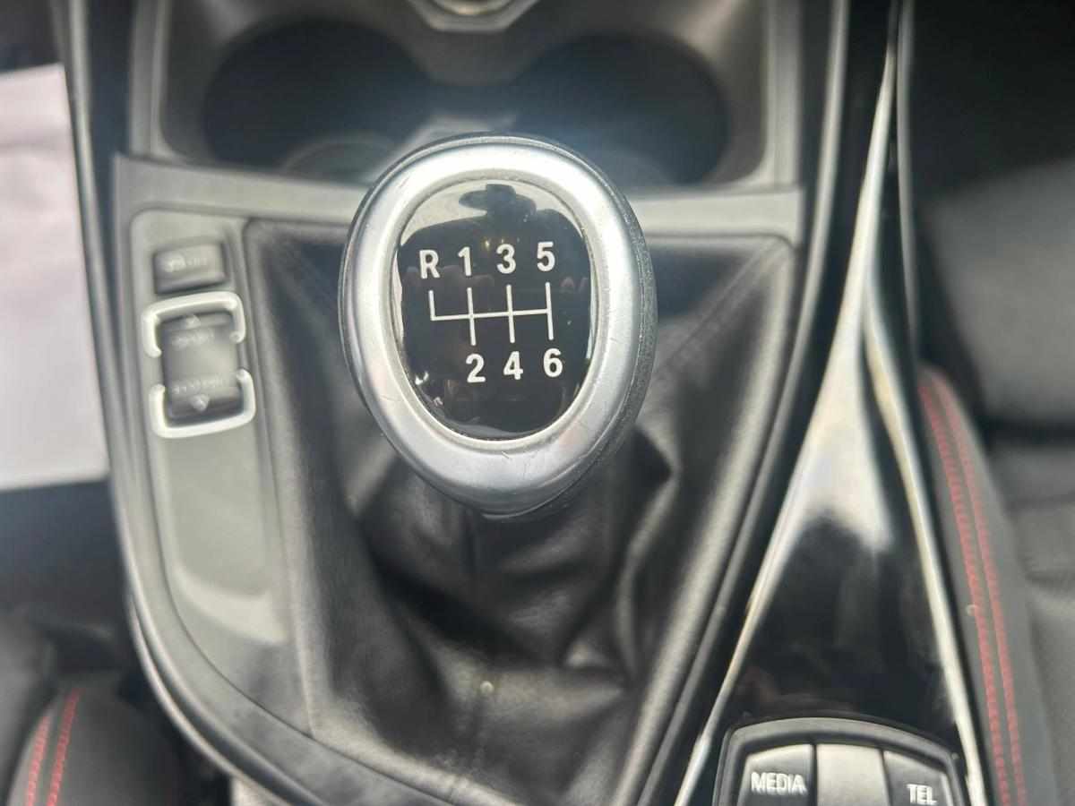 bmw-serie-1-116d-2015-diesel-1600cc