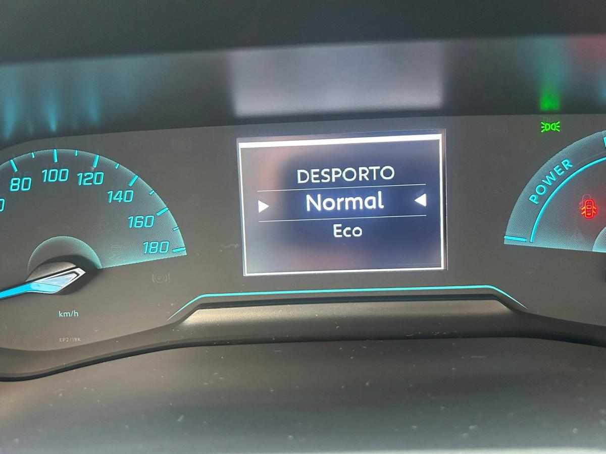 peugeot-e-2008-allure-ev-50kwh-2022-eletrico