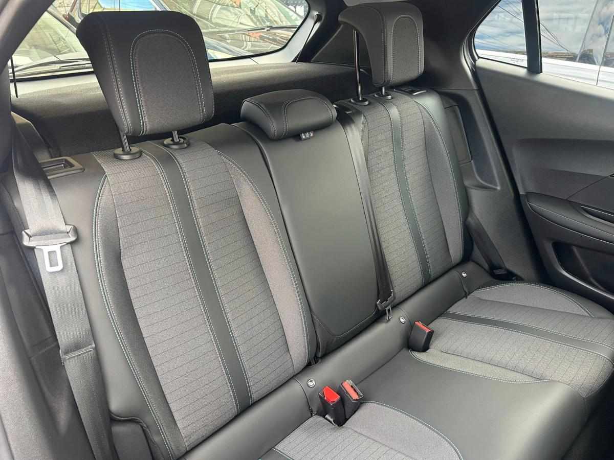 peugeot-e-2008-allure-ev-50kwh-2022-eletrico