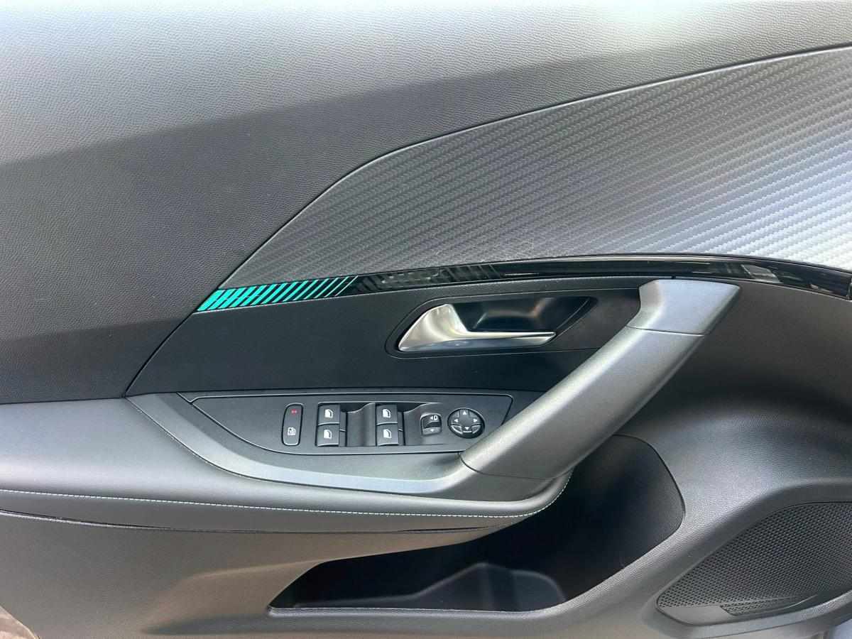 peugeot-e-2008-allure-ev-50kwh-2022-eletrico