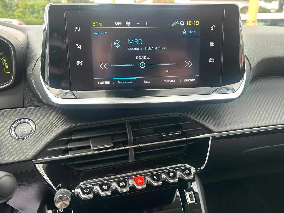 peugeot-e-2008-allure-ev-50kwh-2022-eletrico
