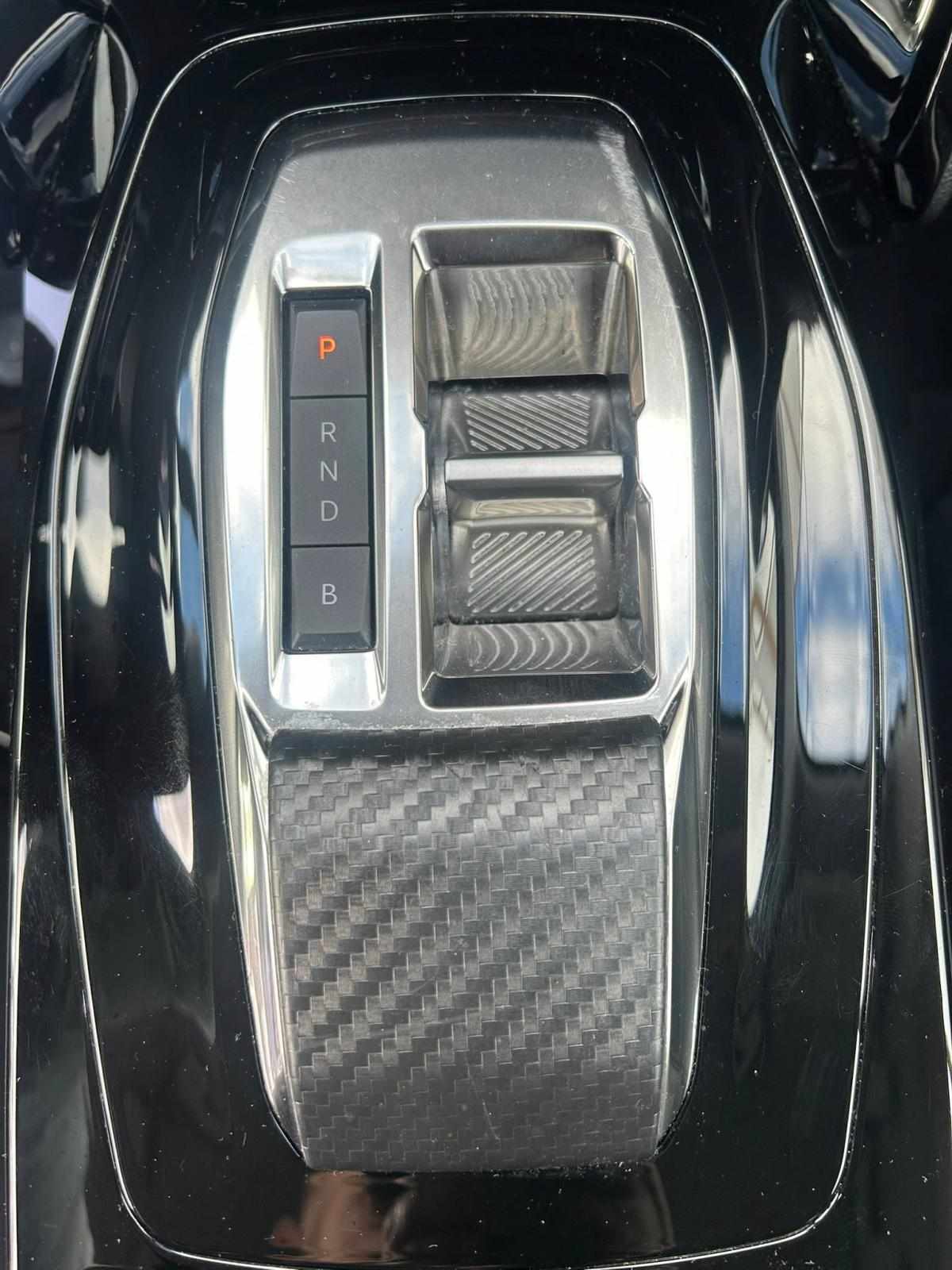 peugeot-e-2008-allure-ev-50kwh-2022-eletrico