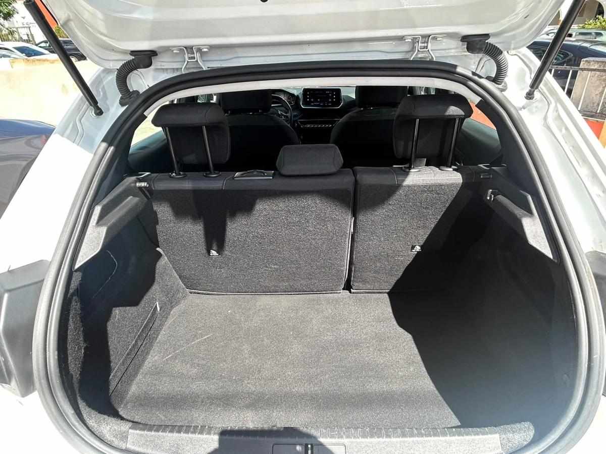 peugeot-208-1-2-puretech-2022-gasolina-1199cc