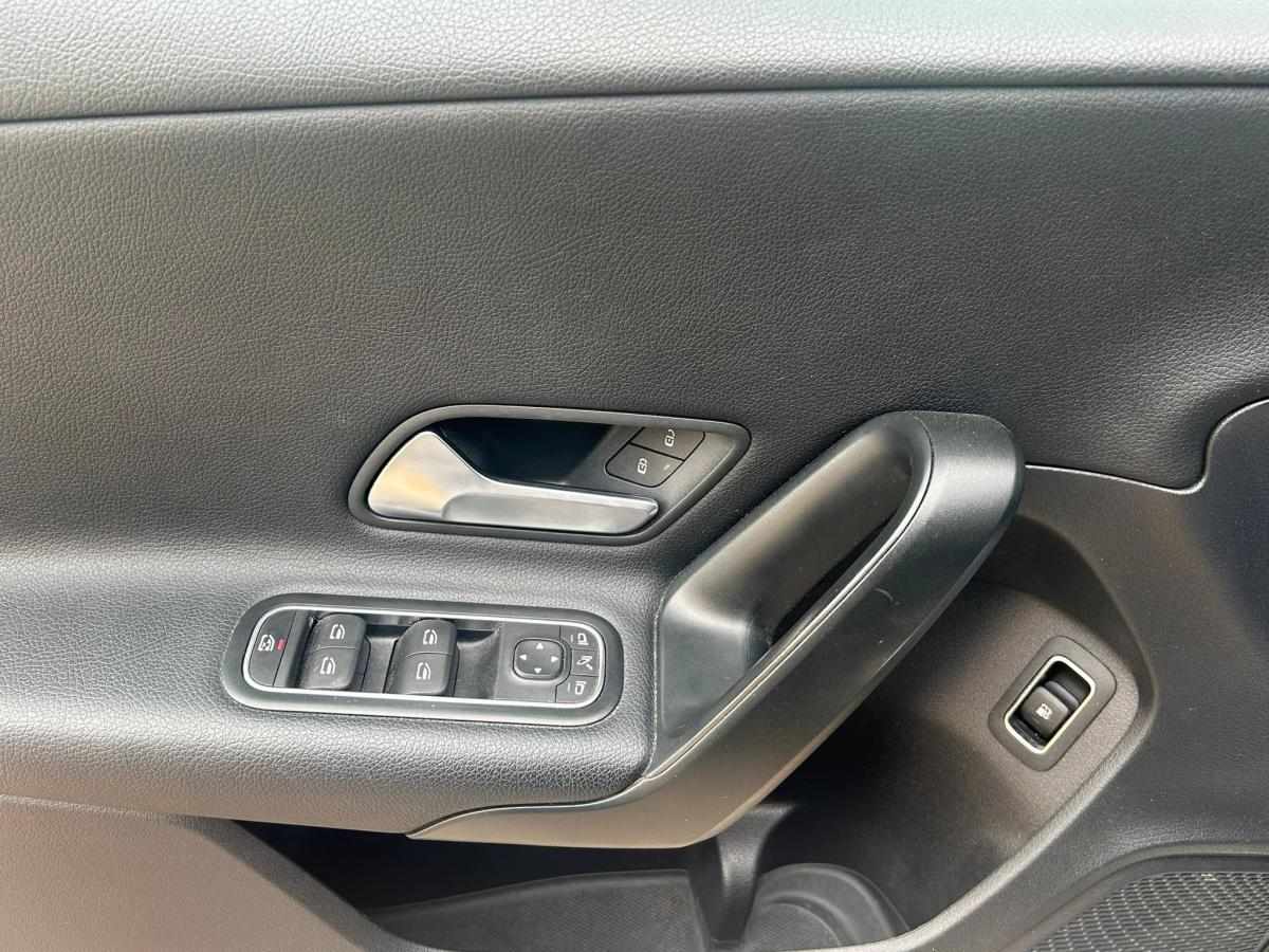mercedes-benz-classe-a-a-250-e-2021-gasolina-1332cc
