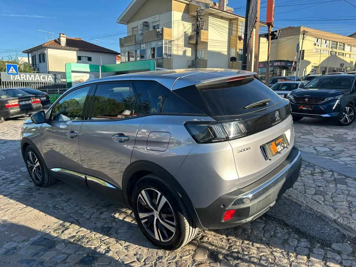peugeot-3008-1-6-hybrid-11-8-kwh-2022-hibrido-plug-in-1598cc
