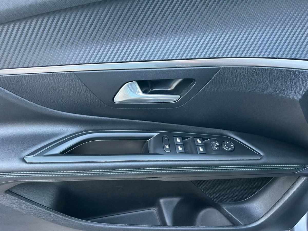 peugeot-3008-1-6-hybrid-11-8-kwh-2022-hibrido-plug-in-1598cc