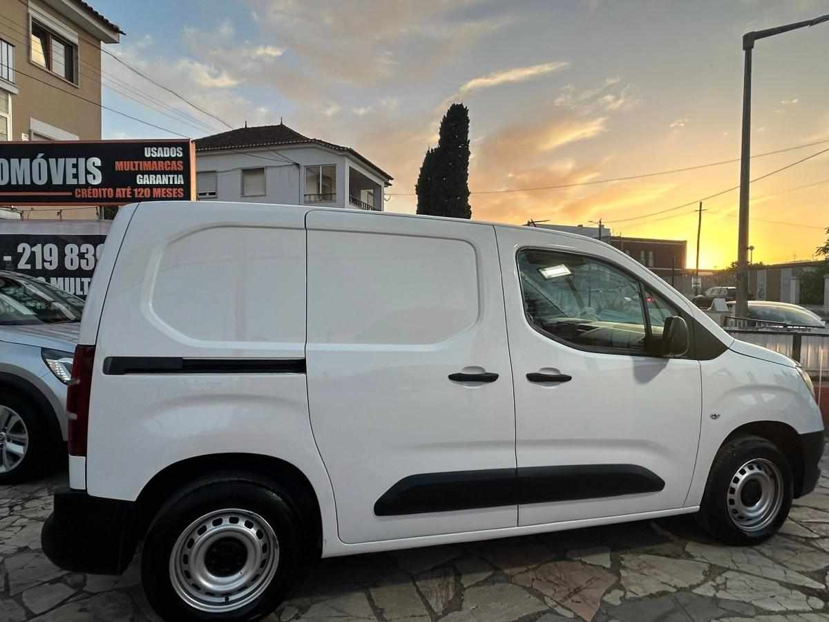 opel-combo-1-5-76cv-2021-diesel-1499cc