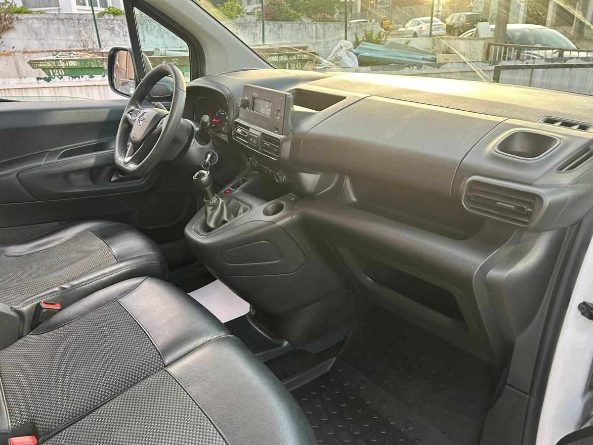 opel-combo-1-5-76cv-2021-diesel-1499cc