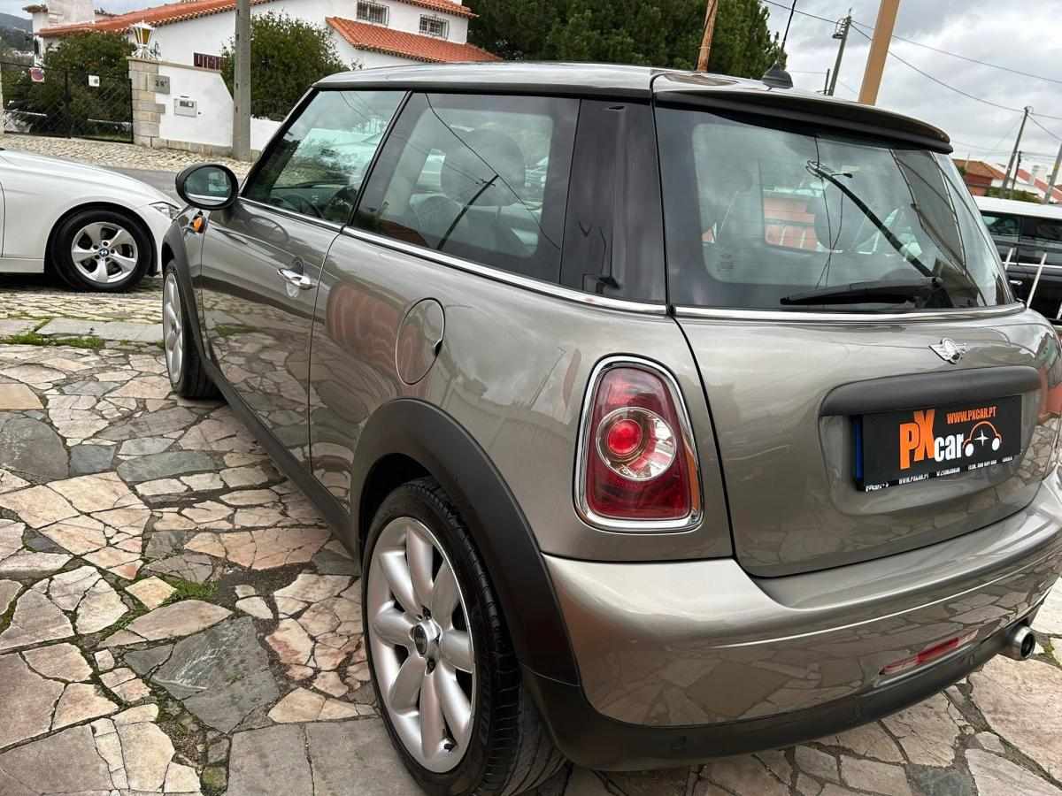mini-hatch-one-d-2011-diesel-1598cc