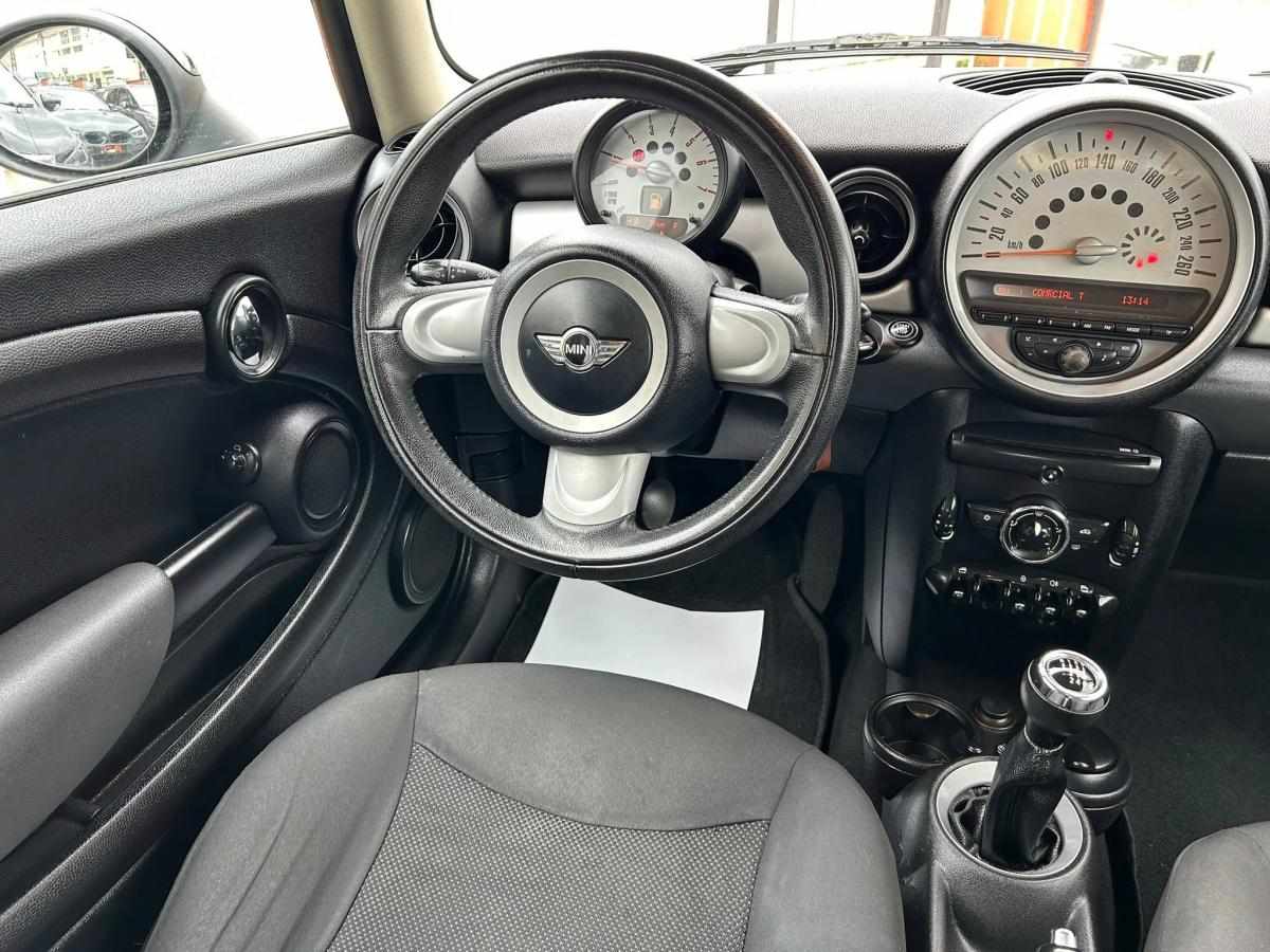 mini-hatch-one-d-2011-diesel-1598cc