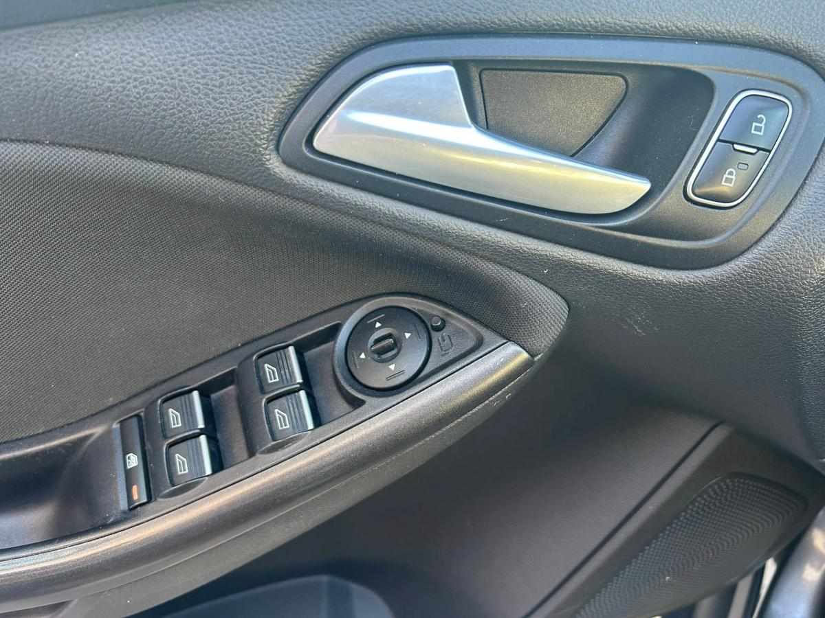 ford-focus-sw-2015-diesel-1500cc