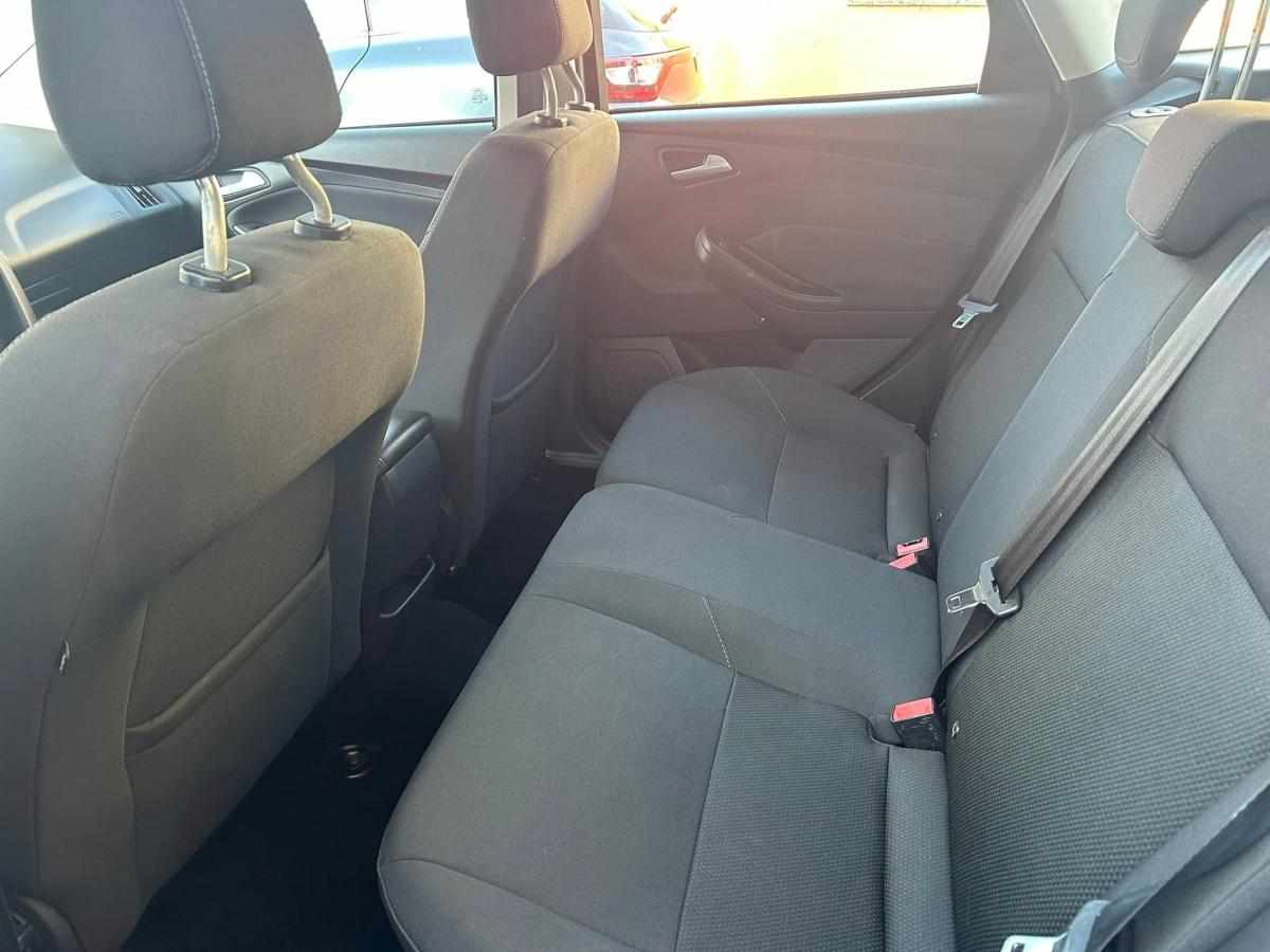 ford-focus-sw-2015-diesel-1500cc