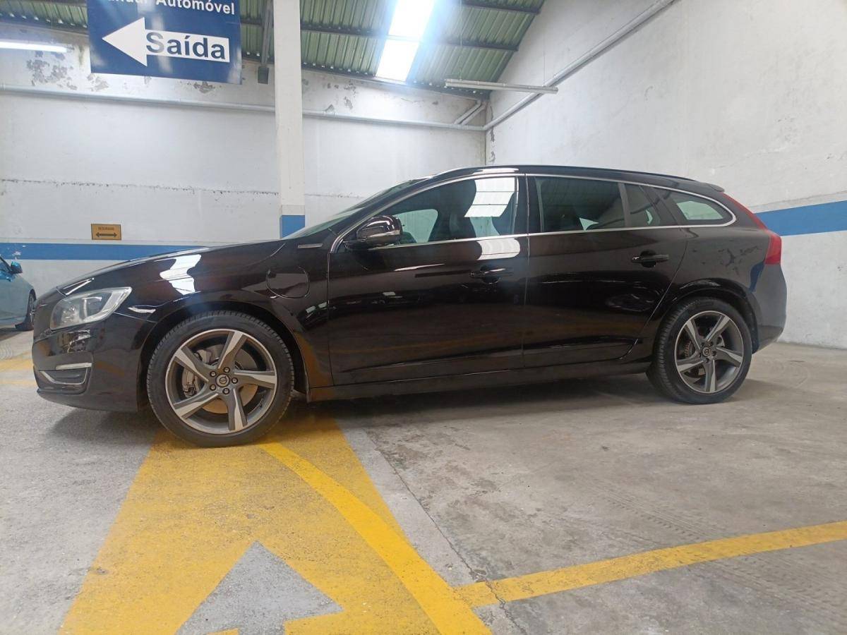 volvo-v60-2013-hibrido-2400cc