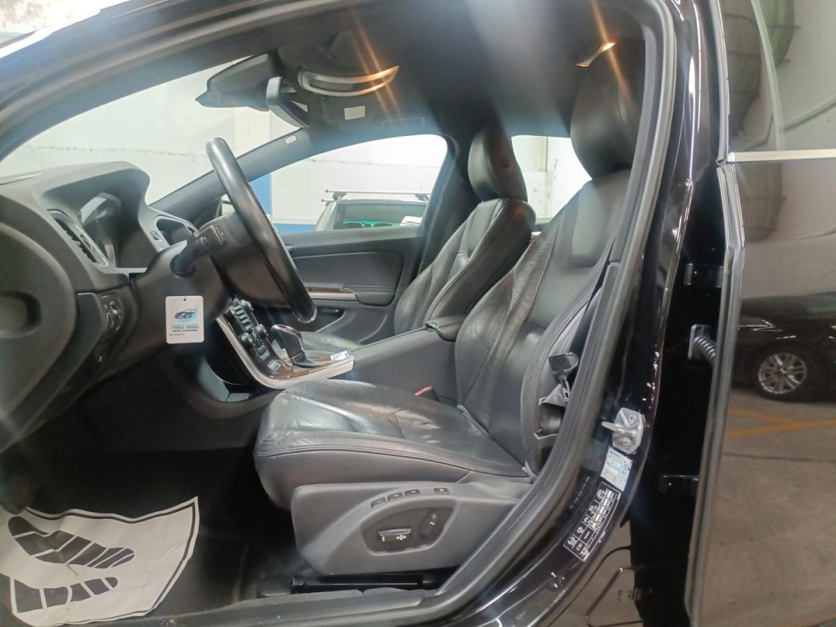 volvo-v60-2013-hibrido-2400cc