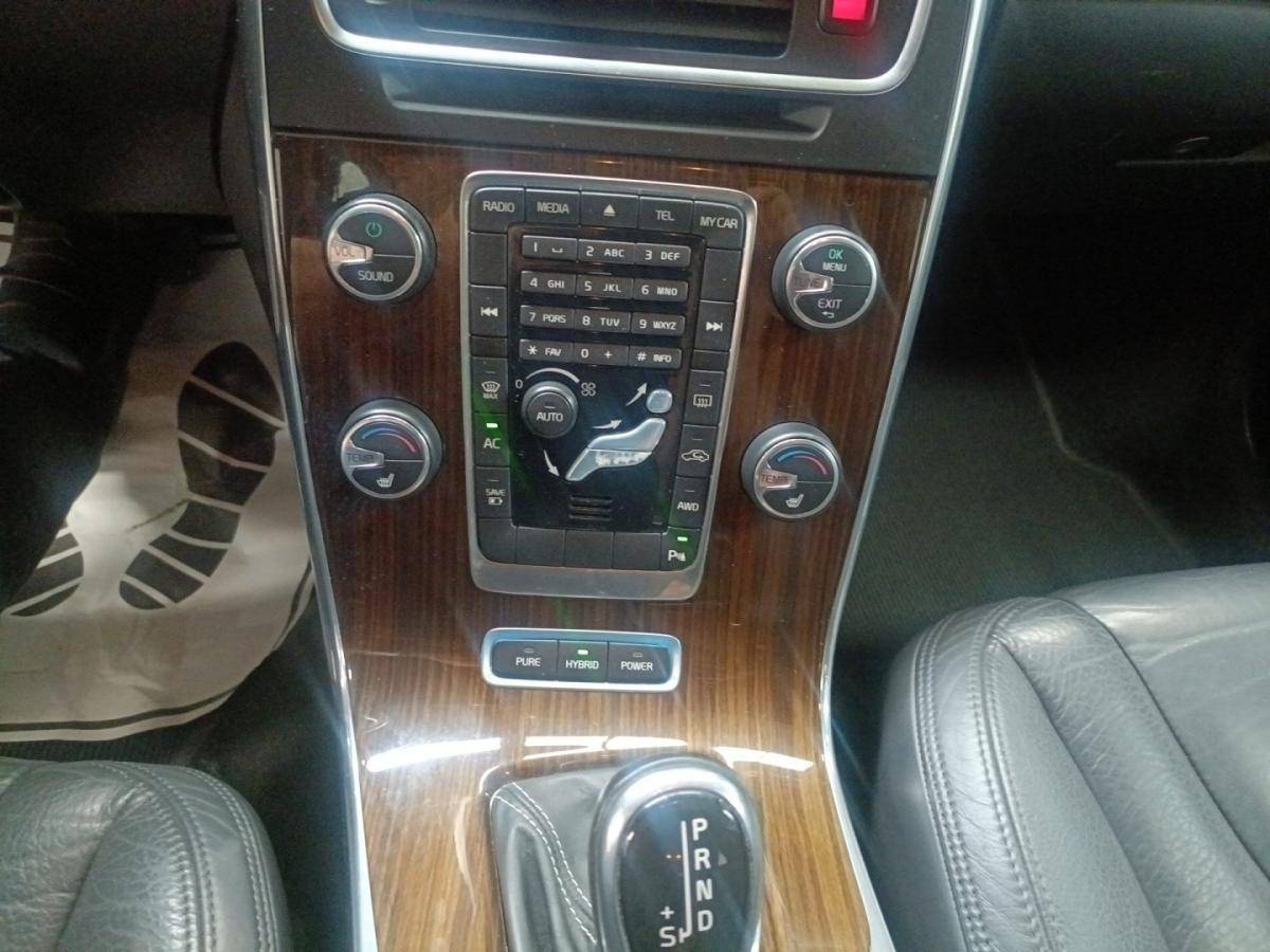 volvo-v60-2013-hibrido-2400cc
