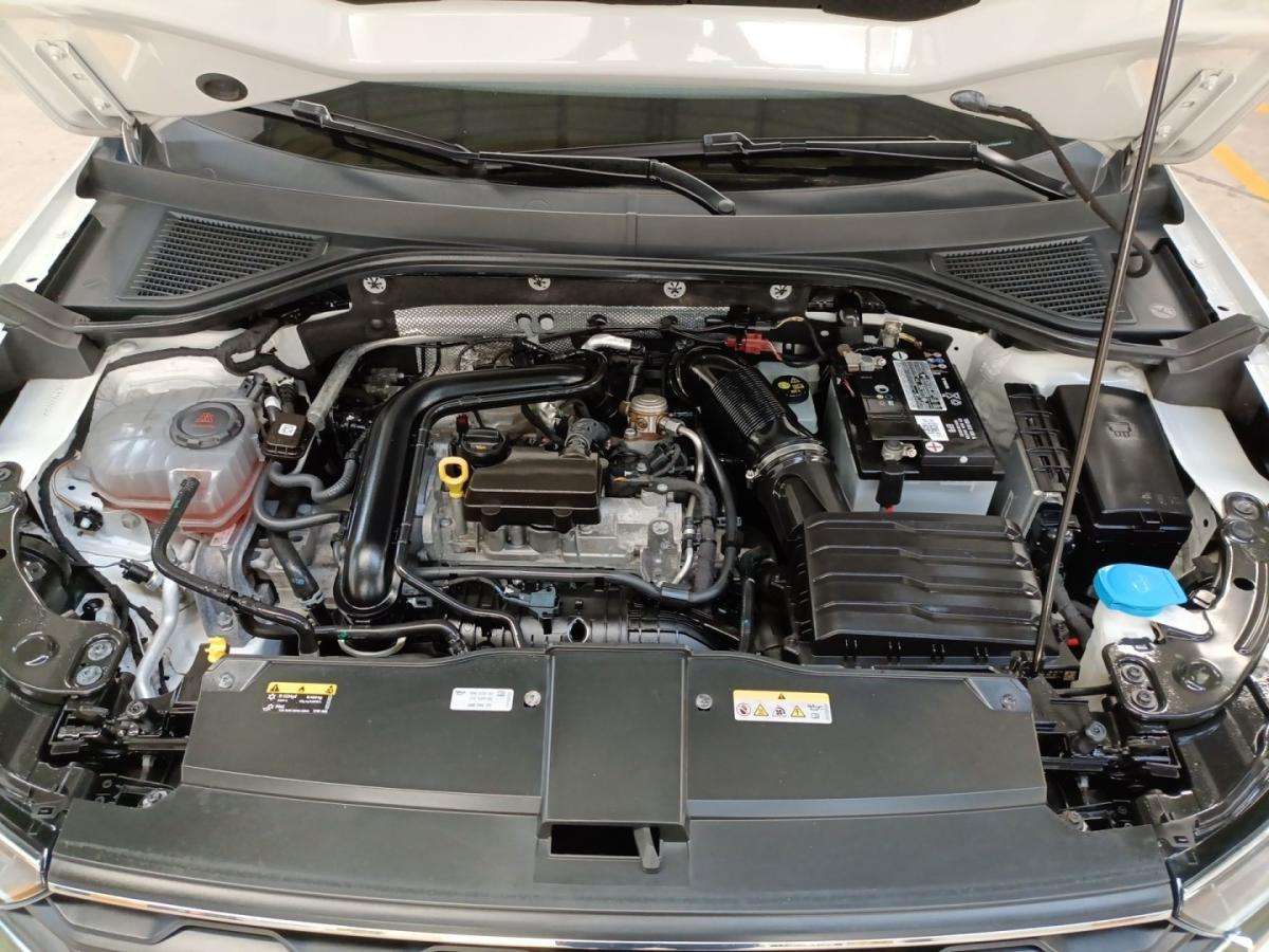 volkswagen-t-roc-2021-gasolina-999cc
