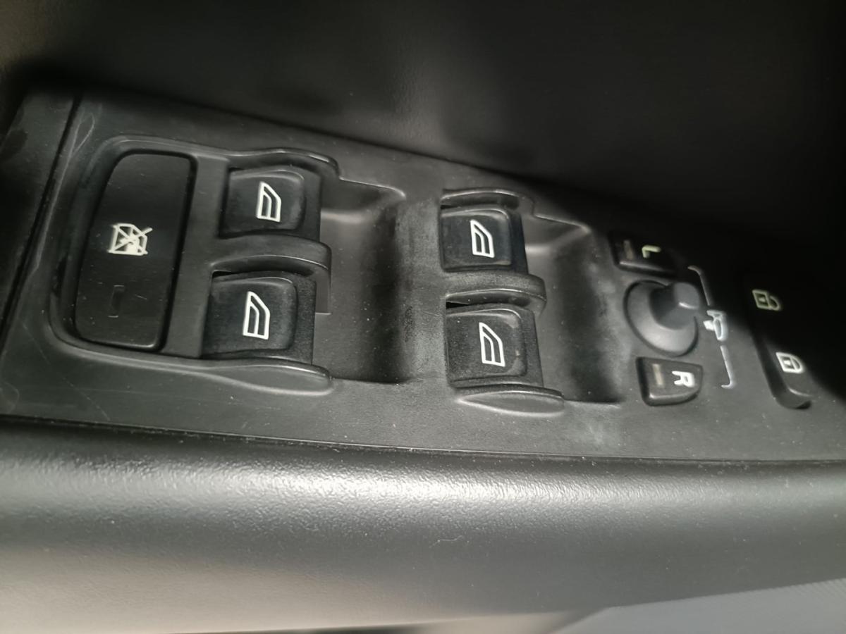 volvo-v70-2010-diesel-1560cc