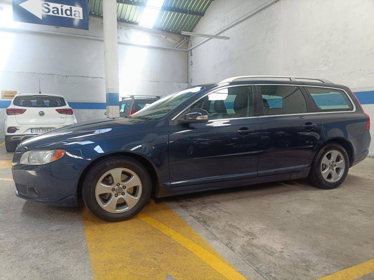 volvo-v70-2010-diesel-1560cc