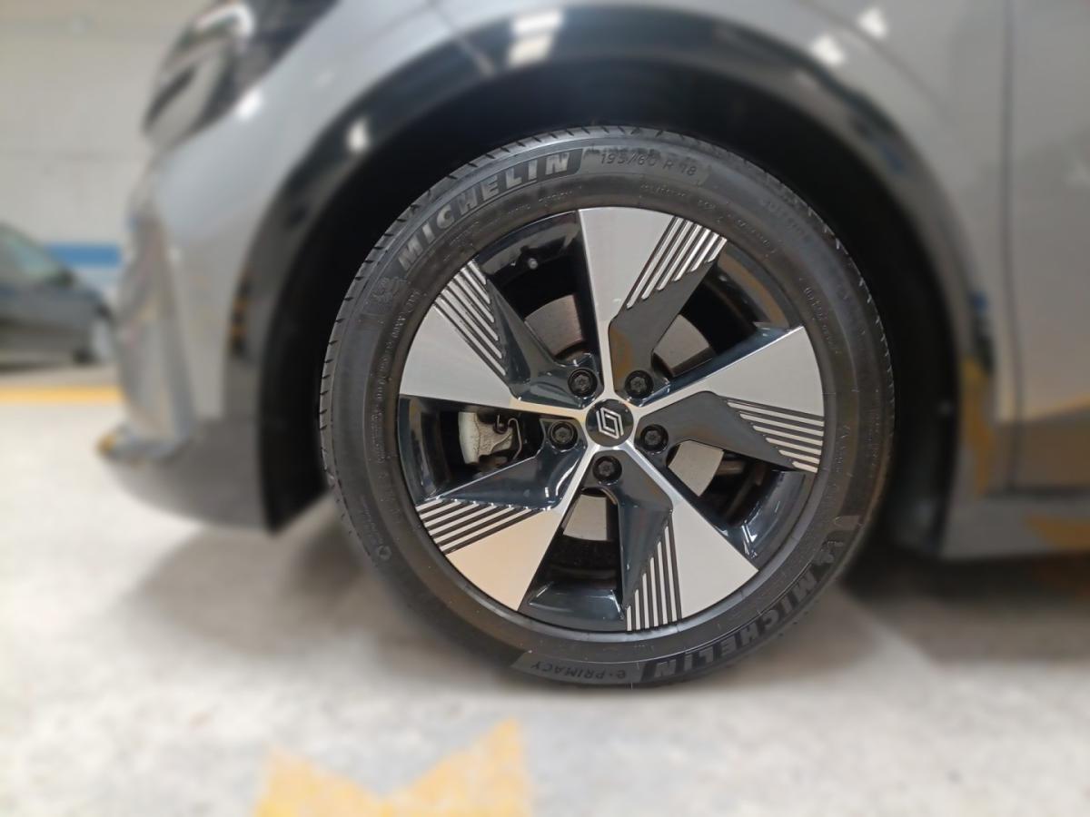 renault-megane-e-tech-2023-eletrico-0cc