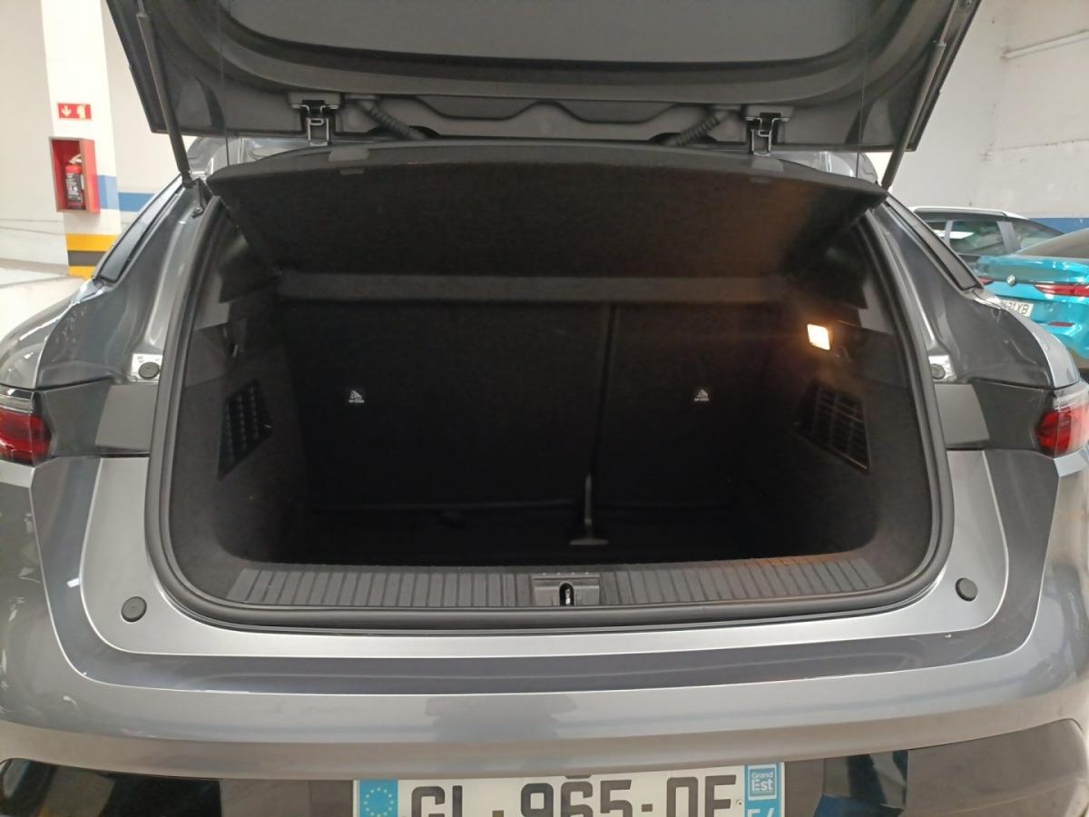 renault-megane-e-tech-2023-eletrico-0cc
