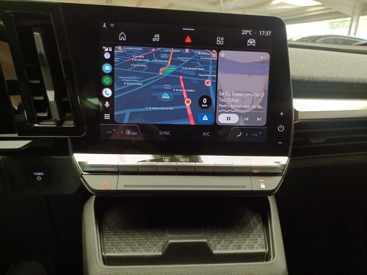 renault-megane-e-tech-2023-eletrico-0cc