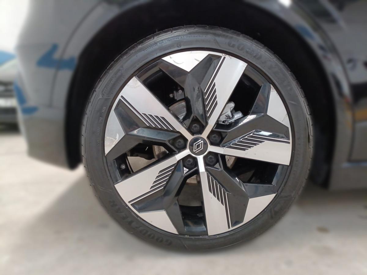 renault-megane-e-tech-2022-eletrico-0cc