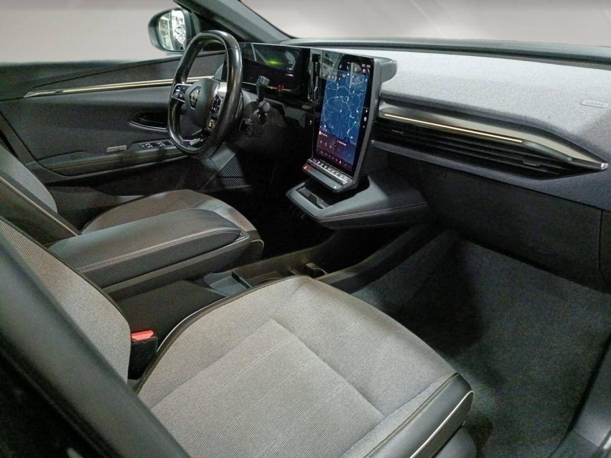 renault-megane-e-tech-2022-eletrico-0cc