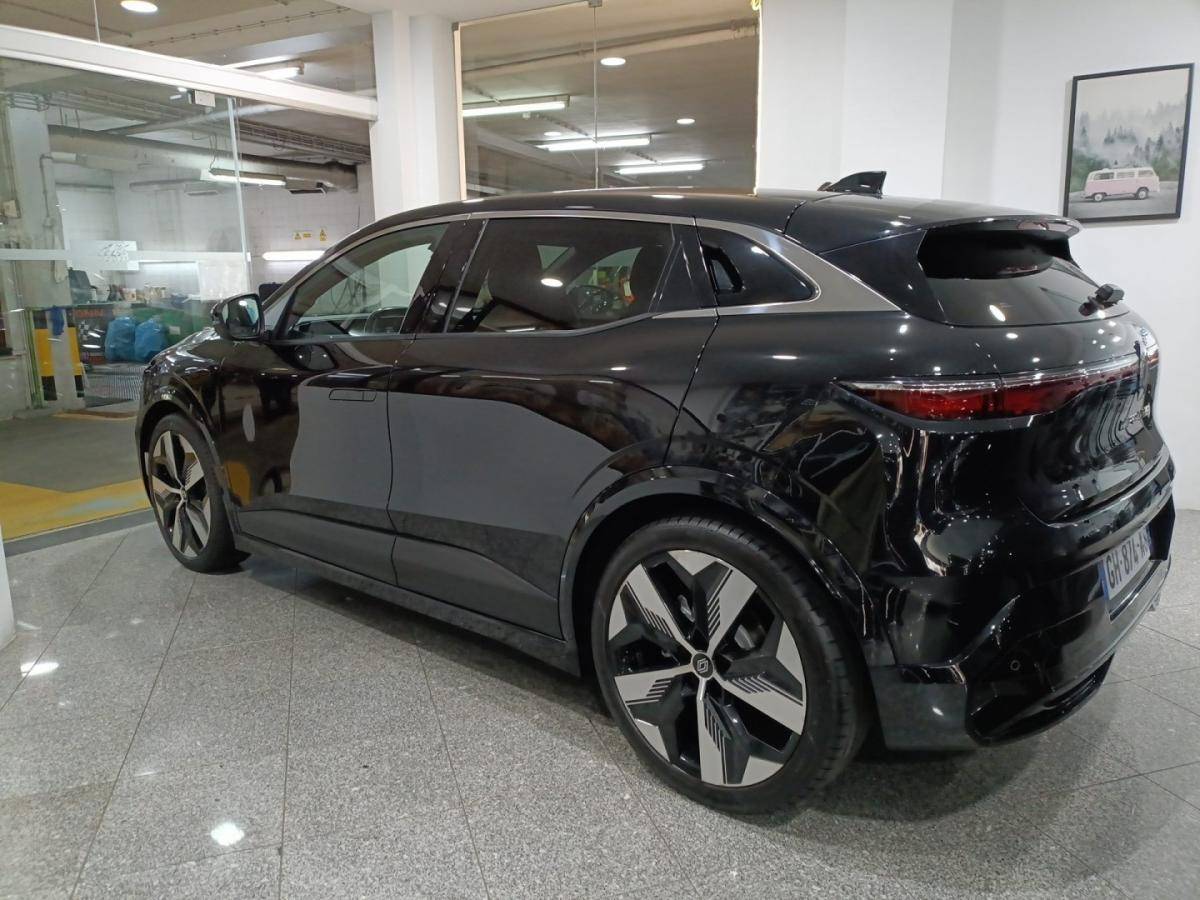 renault-megane-e-tech-2022-eletrico-0cc