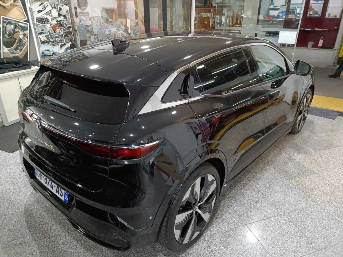 renault-megane-e-tech-2022-eletrico-0cc