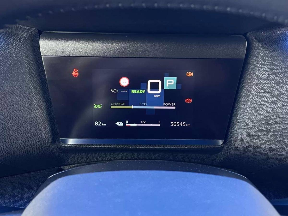 citroen-e-c4-2023-eletrico-0cc