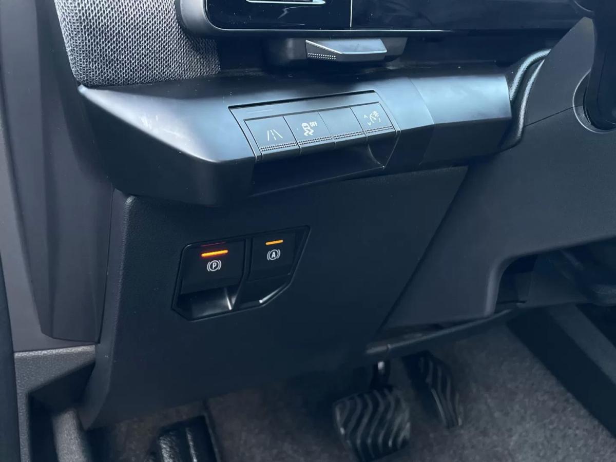 renault-megane-e-tech-2023-eletrico-200cc