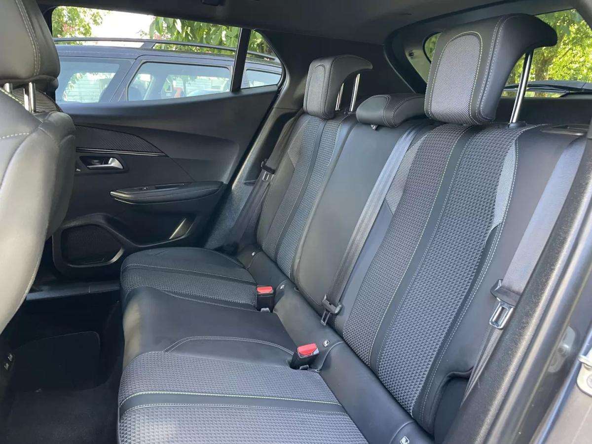 peugeot-2008-2022-gasolina-1199cc