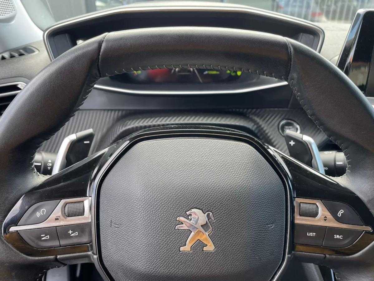 peugeot-2008-2020-gasolina-1199cc