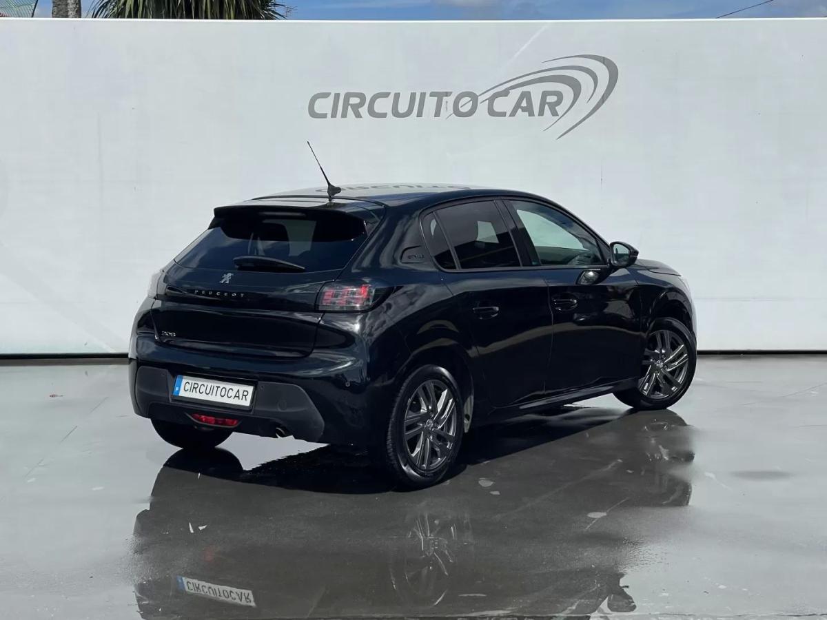 peugeot-208-2022-gasolina-1199cc