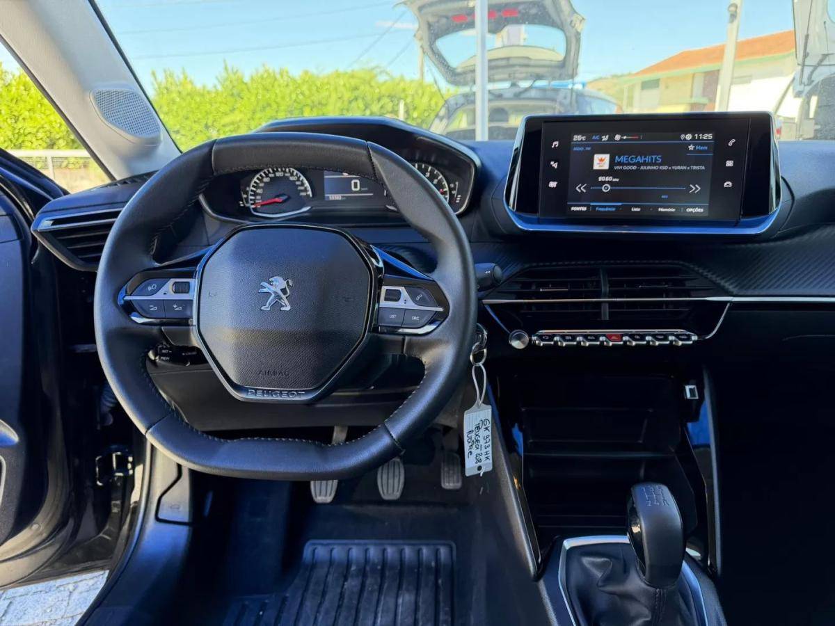 peugeot-208-2022-gasolina-1199cc