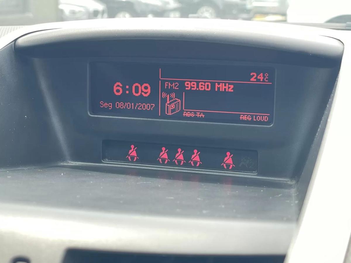 peugeot-207-2011-diesel-1398cc