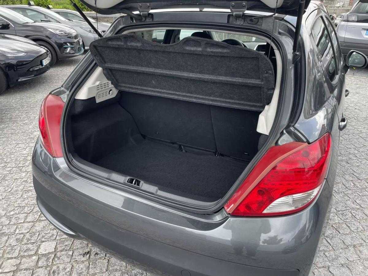 peugeot-207-2011-diesel-1398cc