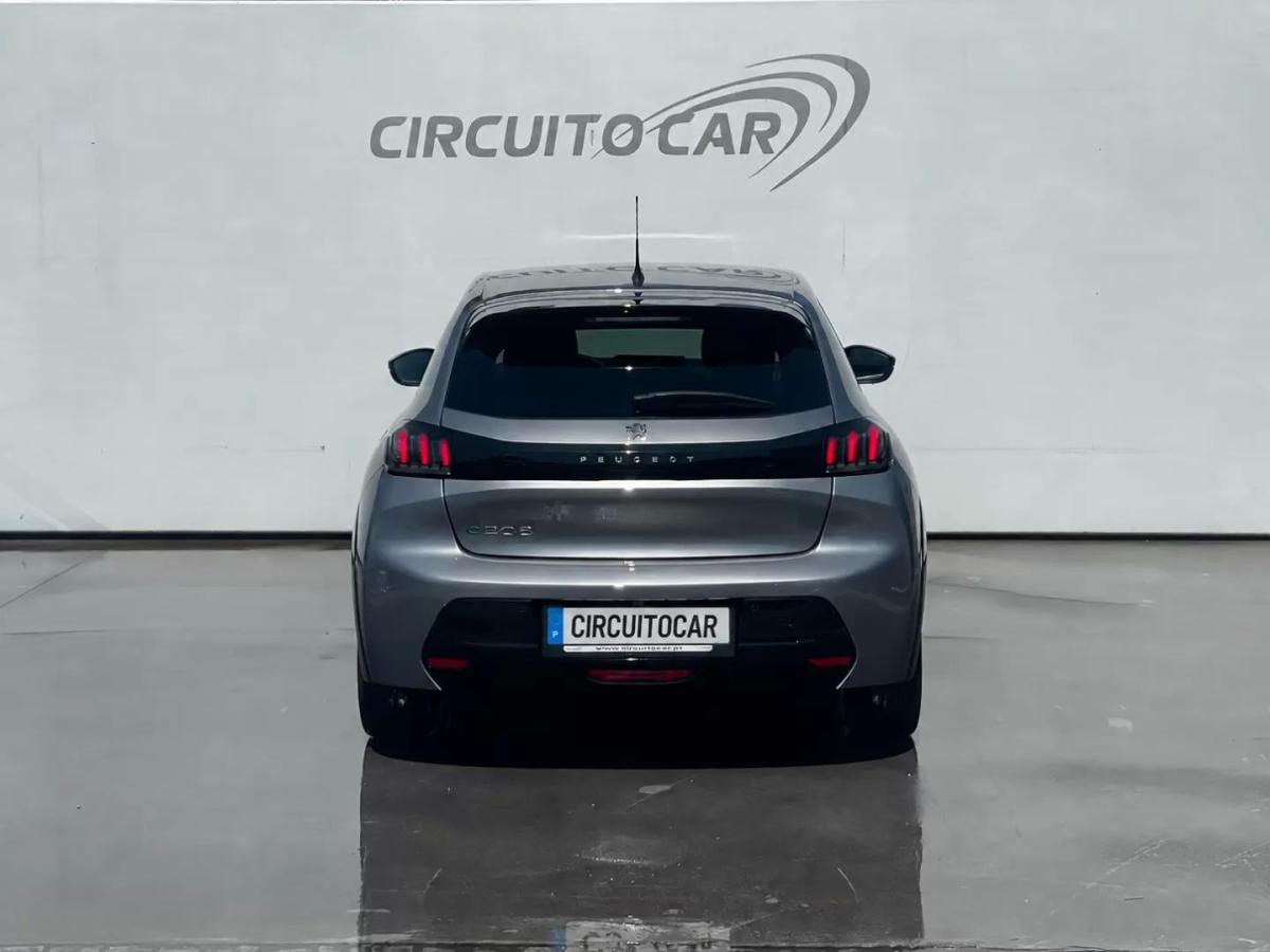 peugeot-e-208-2023-eletrico-0cc